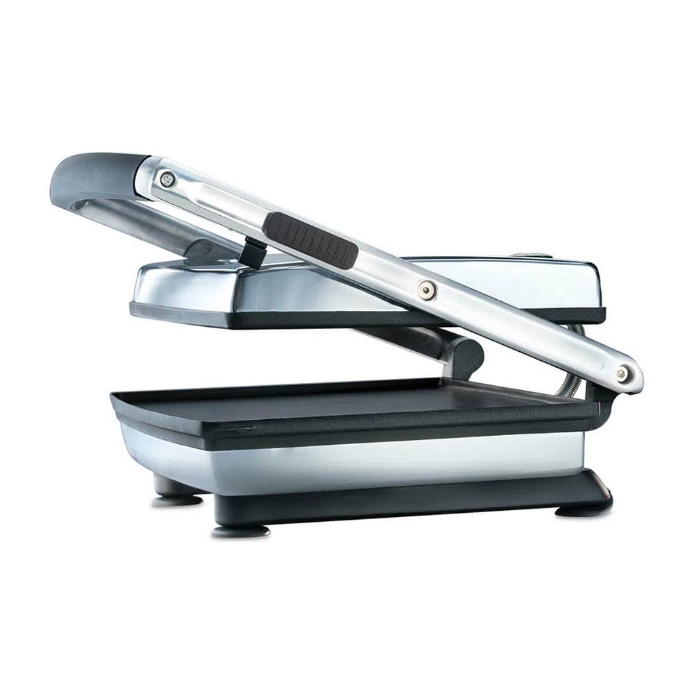 Oster CKSTSM3884 Sandwichera Grill | Altura Ajustable | Almacenamiento vertical | Planchas antiadherentes | Plateado
