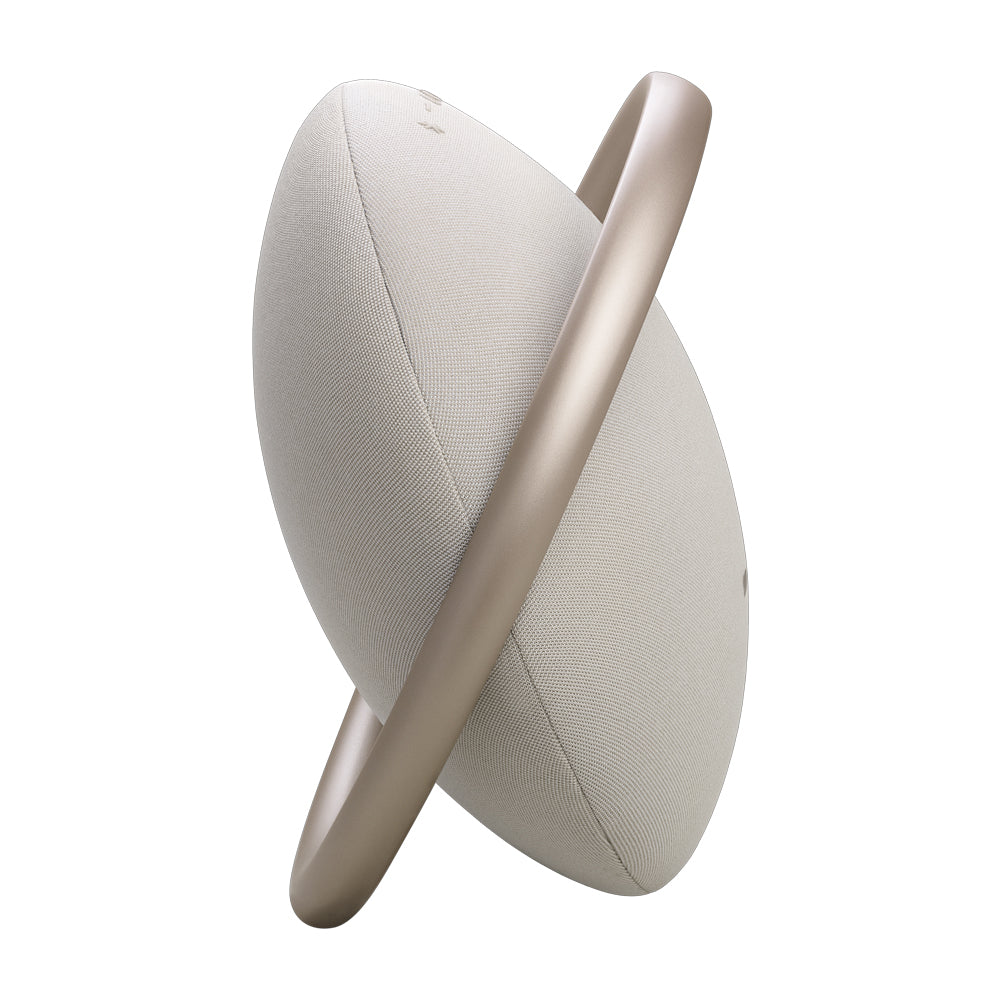 Harman Kardon Onyx Studio 8 Bocina Portátil Bluetooth | Superior Sound Performance | Diseño Premium | 8H | Champaña