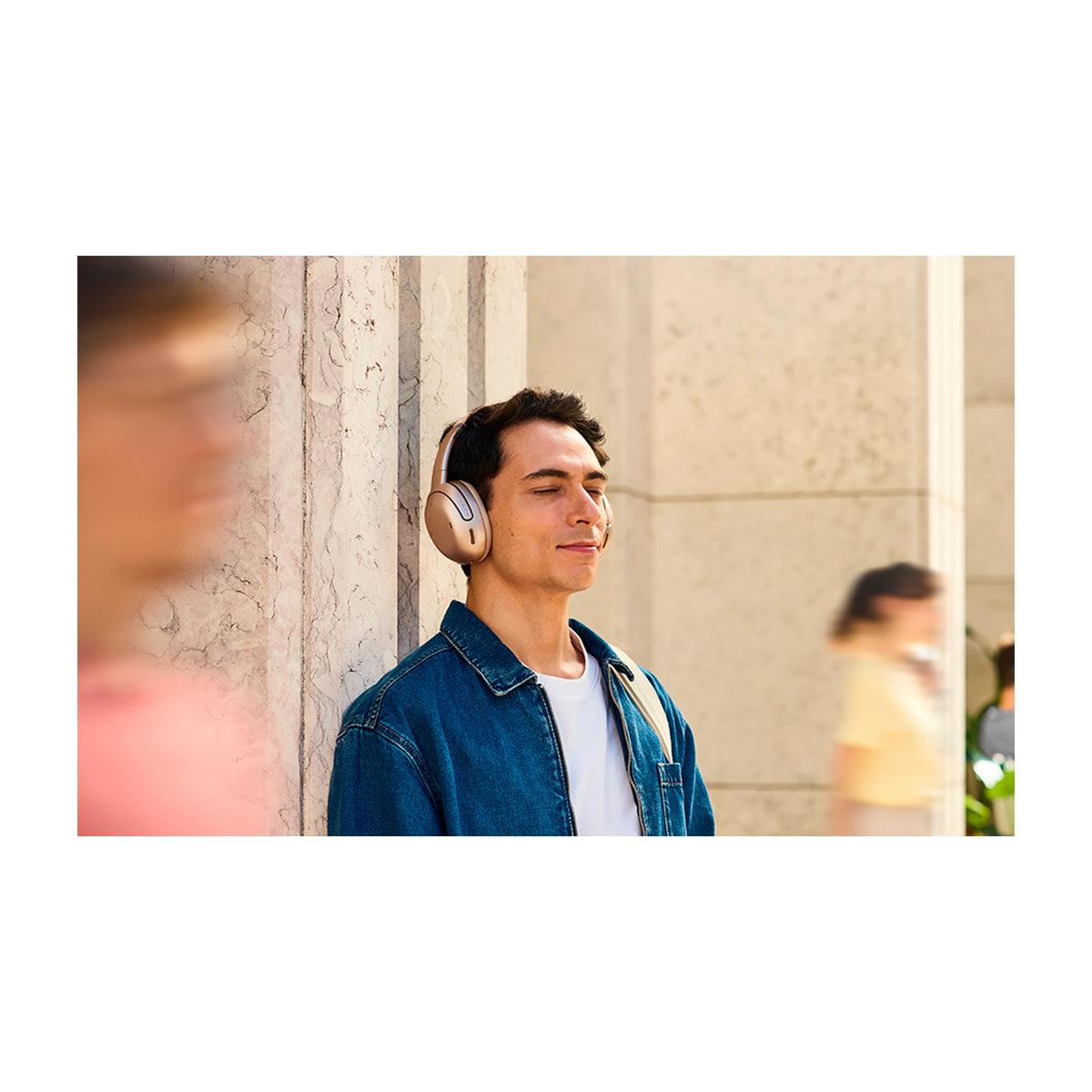 JBL Tour One M3 Audífonos Inalámbricos Bluetooth Over-Ear | True Adaptive Noise Cancelling | Dorado