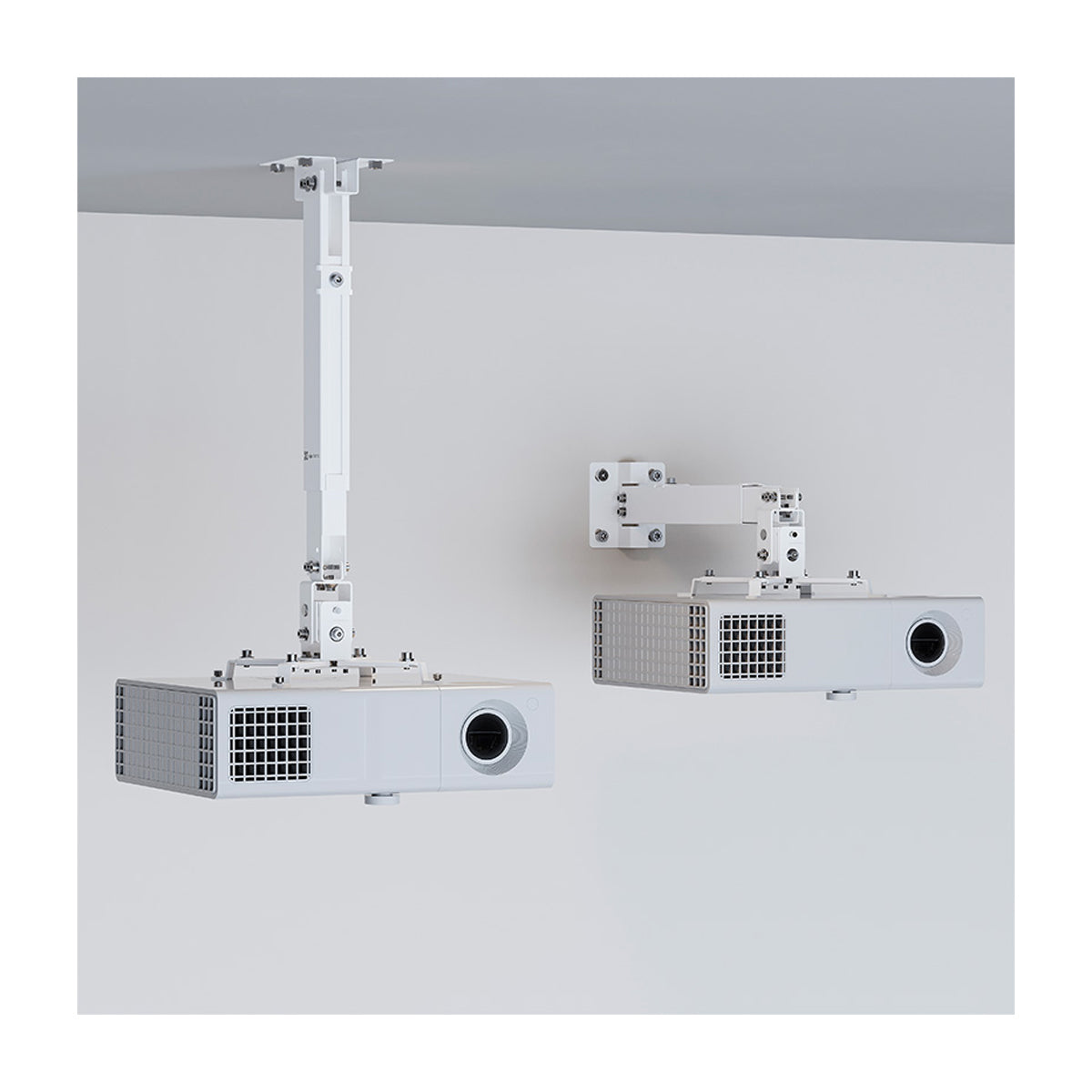 Klip Xtreme Soporte de Techo y Pared Movible para Proyectores