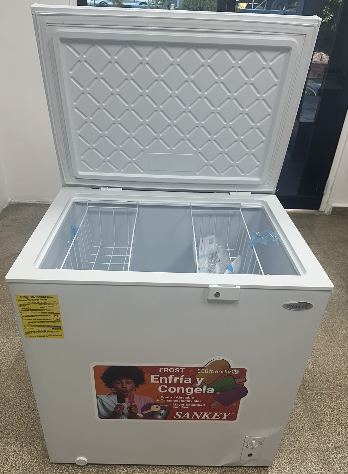 (Outlet) Sankey Congelador Horizontal de 6.99p3 | Blanco