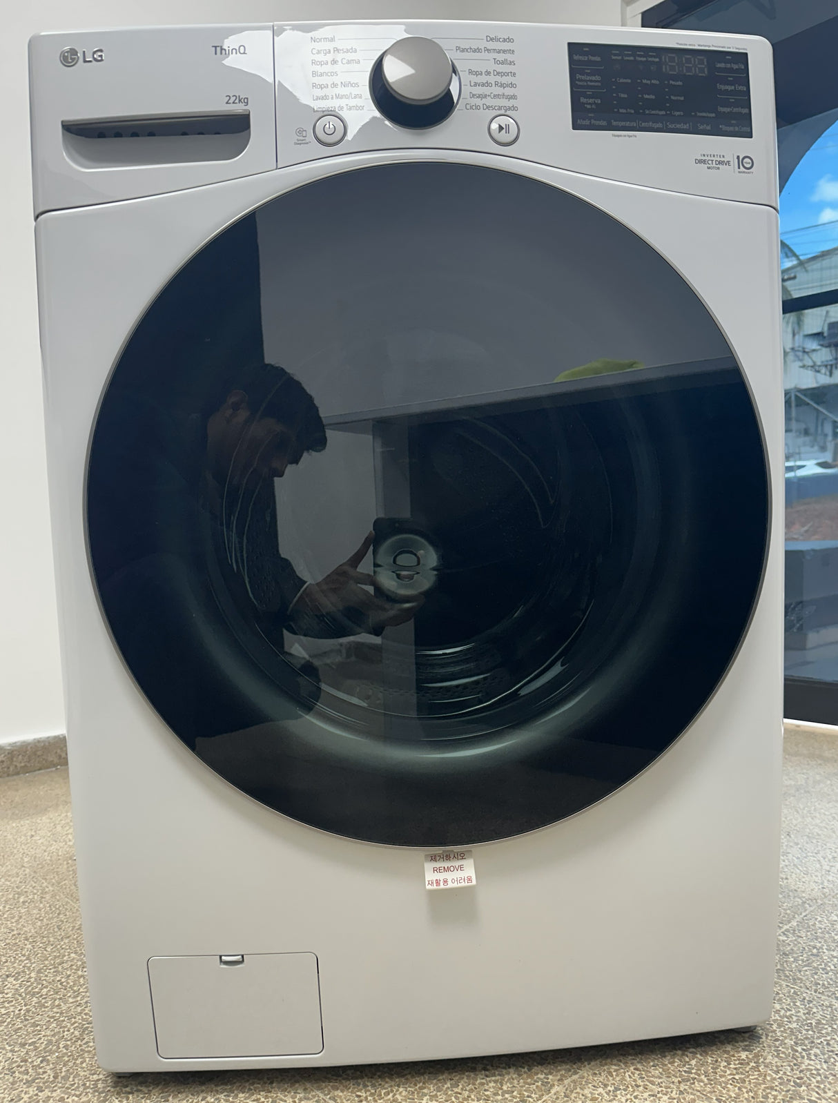 (Outlet) LG Combo Lavadora Automatica Inverter Direct Drive y Secadora a Gas de Carga Frontal | 6 Motion DD | Turbo Wash | 22kg | Blanco