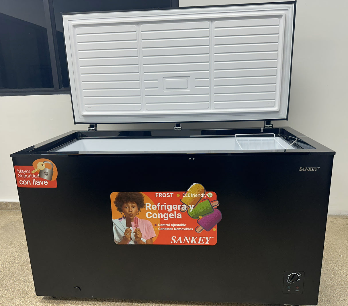 (Outlet) Sankey Congelador Horizontal de 14.55p3 | Negro