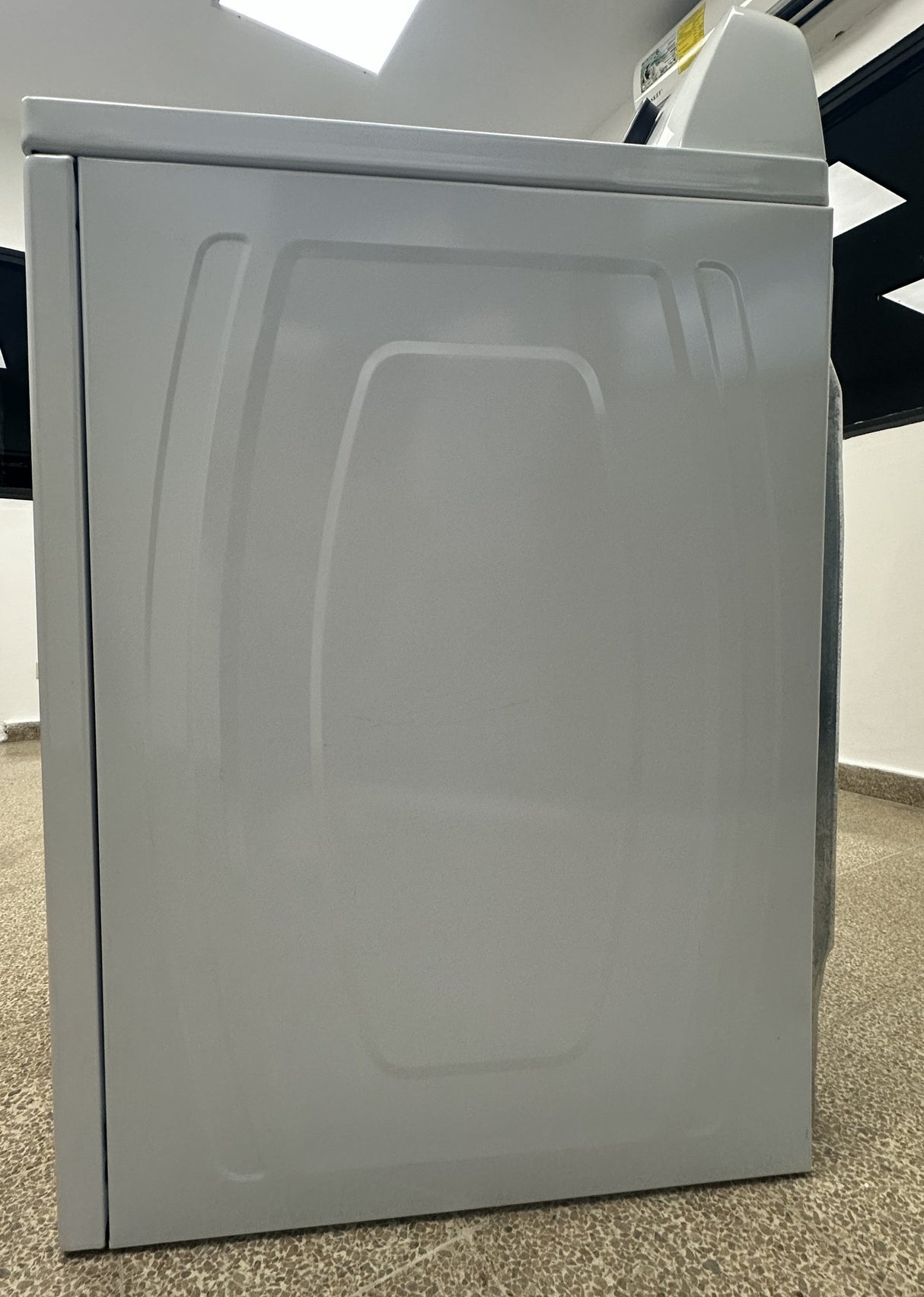 (Outlet) Whirlpool Secadora a Gas de Carga Frontal | Auto Dry | 12 Ciclos | Antiarrugas | 21kg