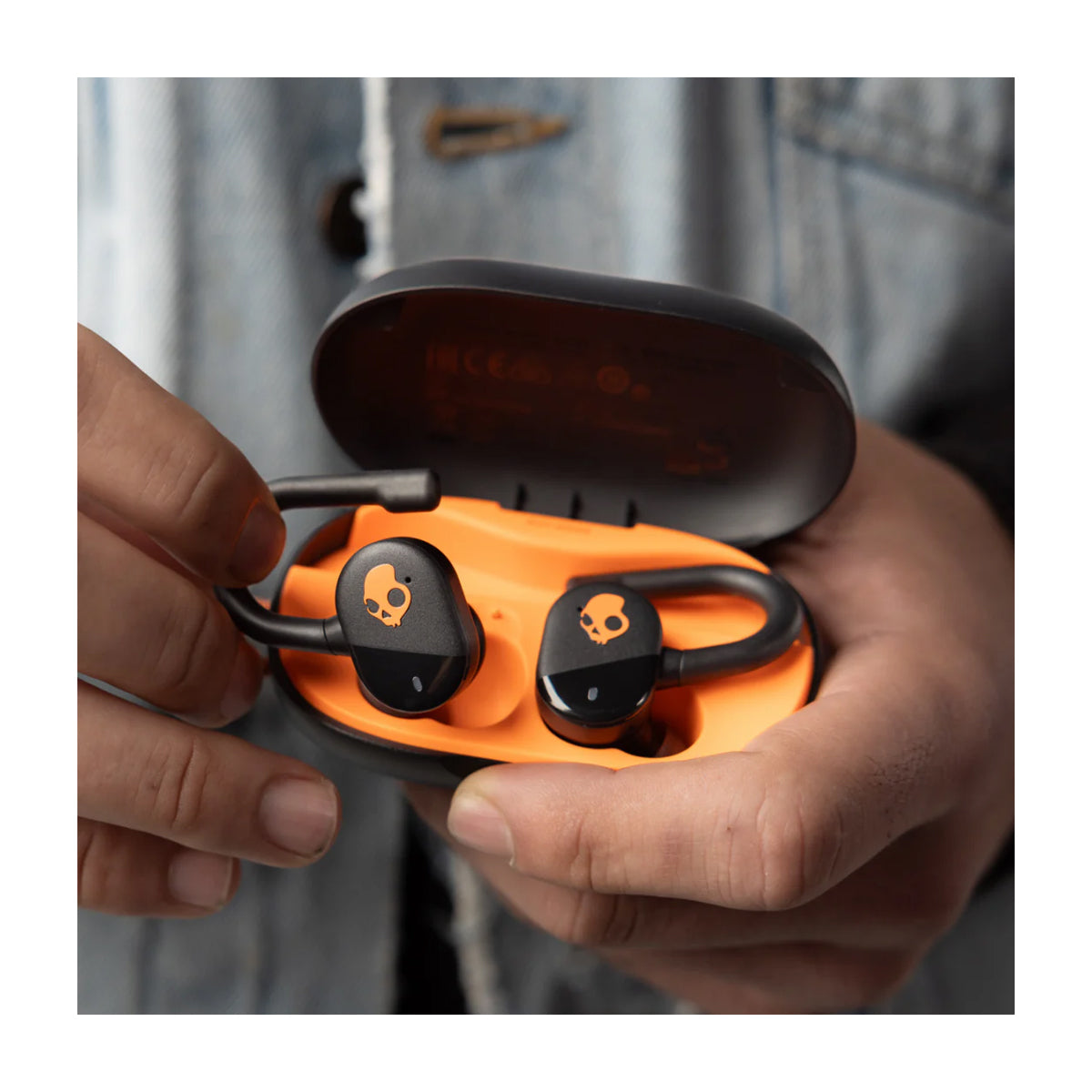 Skullcandy Push Play Active Audífonos Inalámbricos Bluetooth | Negro Naranja