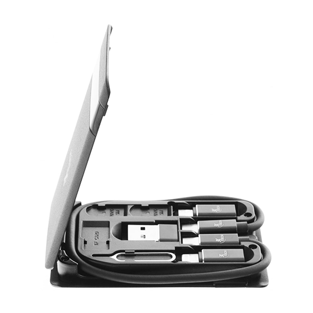 Xtech Estuche Portátil Multifuncional con USB | USB C | Micro USB | Lightning