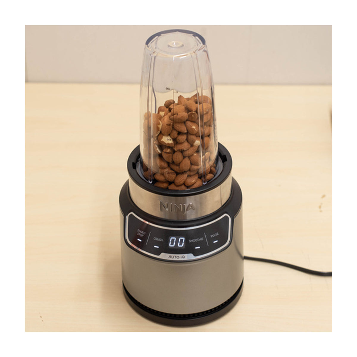 Ninja Nutri-Blender Pro Licuadora / Extractor de Nutrientes | Auto IQ | Función de Pulso | 1100W | 0.7L | Plateado