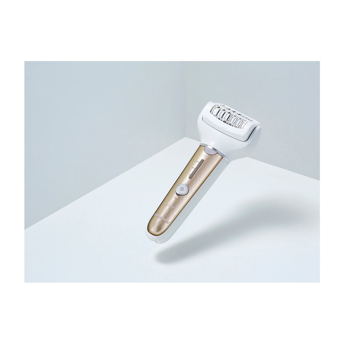 Panasonic Depiladora Inalámbrica Recargable en Seco y Húmedo de 3 Velocidades | 4 Piezas