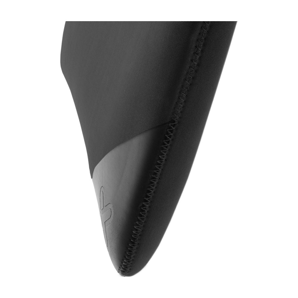 Klip Xtreme Funda con Cremallera para Laptop de hasta 15.6" | Negro