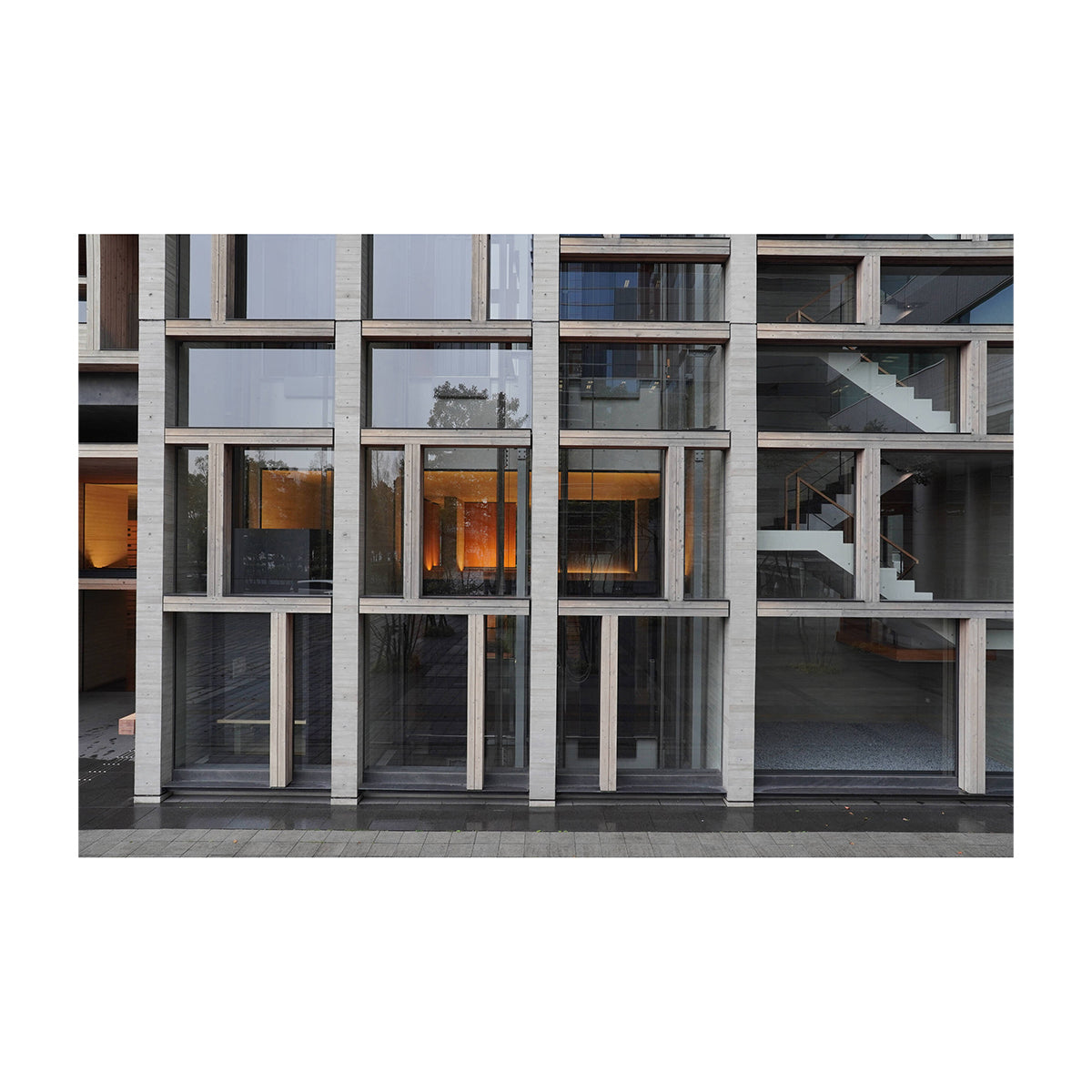 Sony ZV-E10 Alpha Cámara Digital Mirrorless con Lente 16-50mm OSS | ZV-E10L