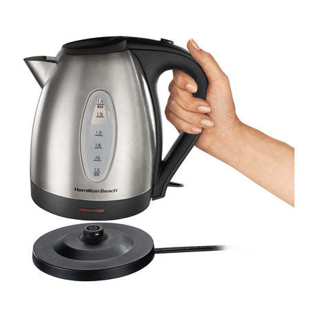 Hamilton Beach Hervidor Eléctrico de 1.7 Litros | Indicador Iluminado | Apagado Automático | Plateado