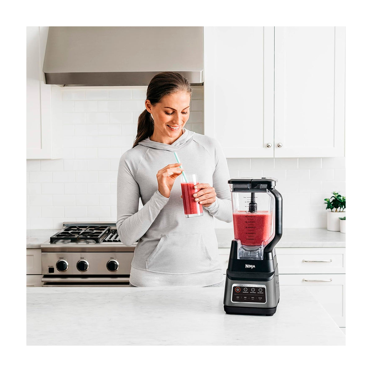 Ninja Professional Plus Blender Licuadora de 3 Velocidades | Auto-IQ | Tecnología Total Crushing | Función de Pulso | 2.13L | 1400W | Gris