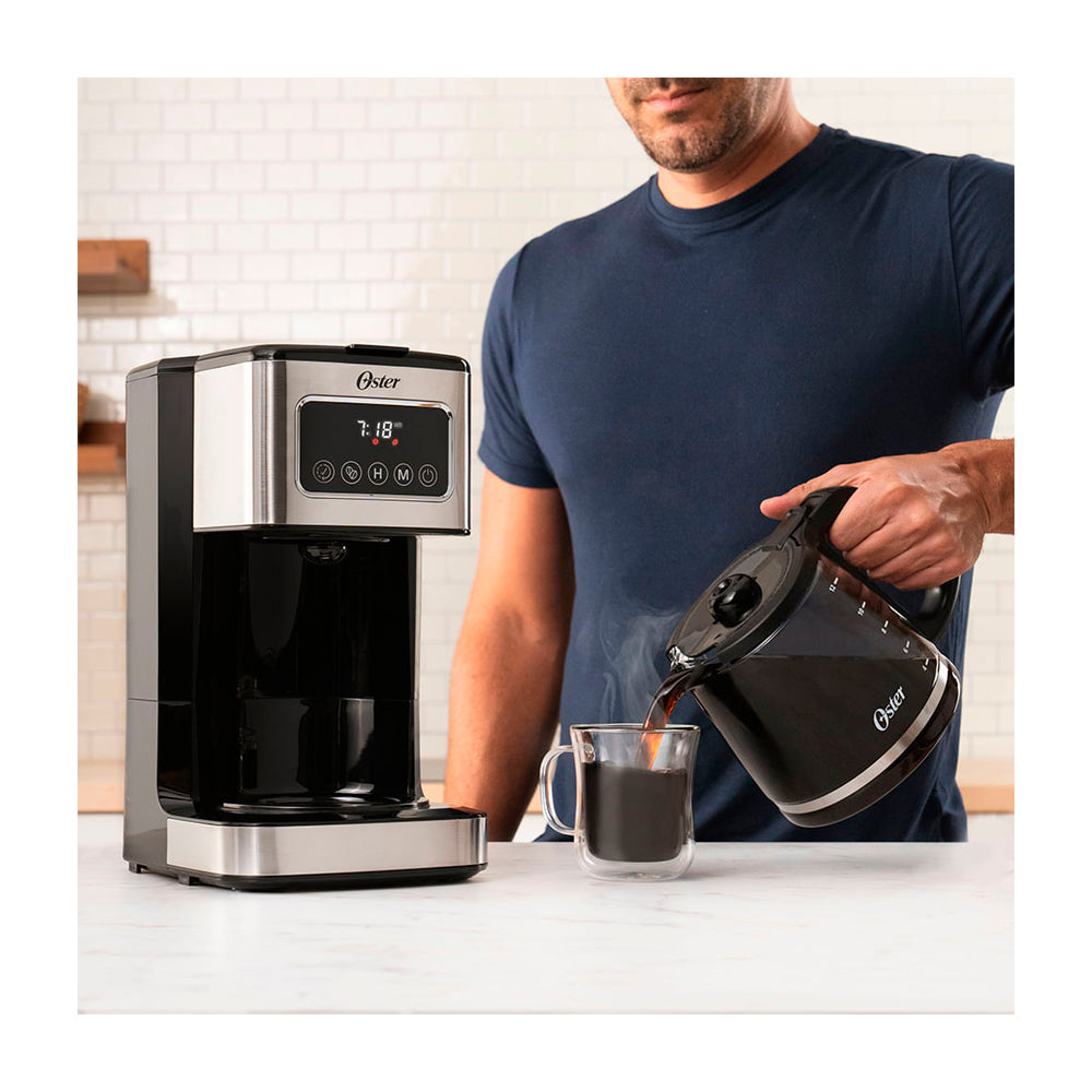 Oster BVSTDC4403 Cafetera de 12 Tazas | Filtro Reutilizable | Apagado Automático | Negro Plateado