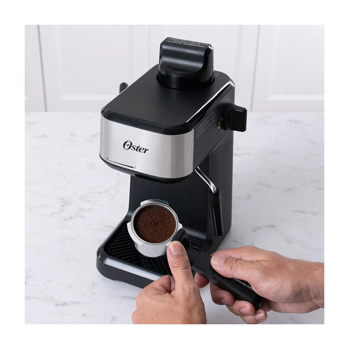 Oster BVSTEM3300 Cafetera de 4 Tazas | Vapor a Presión | Espresso y Cappuccino | Negro