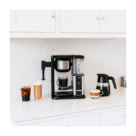 Ninja Cafetera de Especialidad de 10 Tazas | 4 Estilos de Preparación | Espumador Plegable | Negro