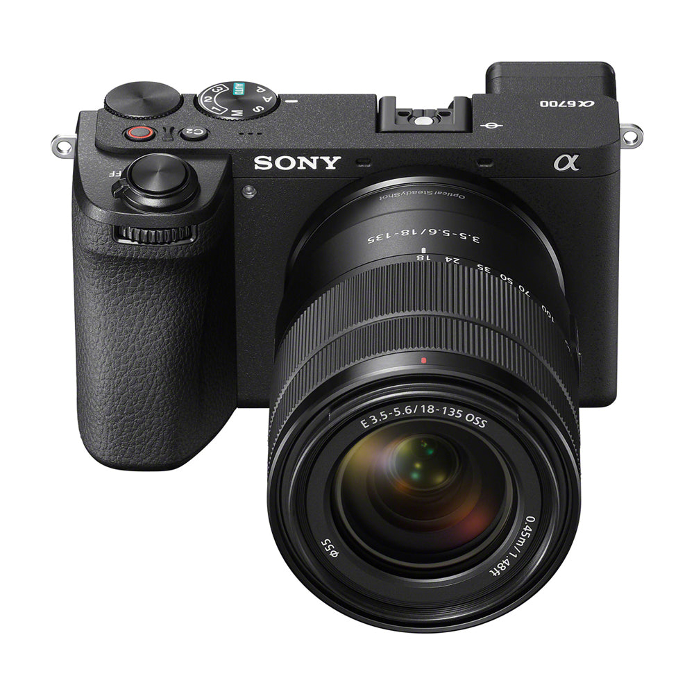 Sony a6700 Alpha Cámara Digital Mirrorless con Lente 18-135mm OSS | ILCE-6700M