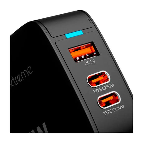 Klip Xtreme Adaptador de Corriente de Pared | 3 Puertos | Tecnología GaN | Indicador LED | Negro