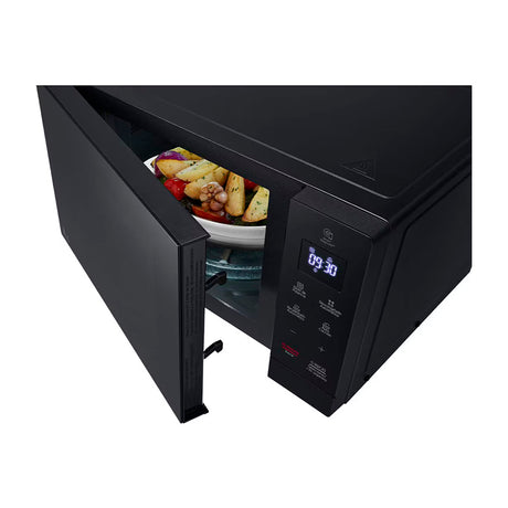 LG Microondas NeoChef Slim de 900W | 1.1p3 | Negro