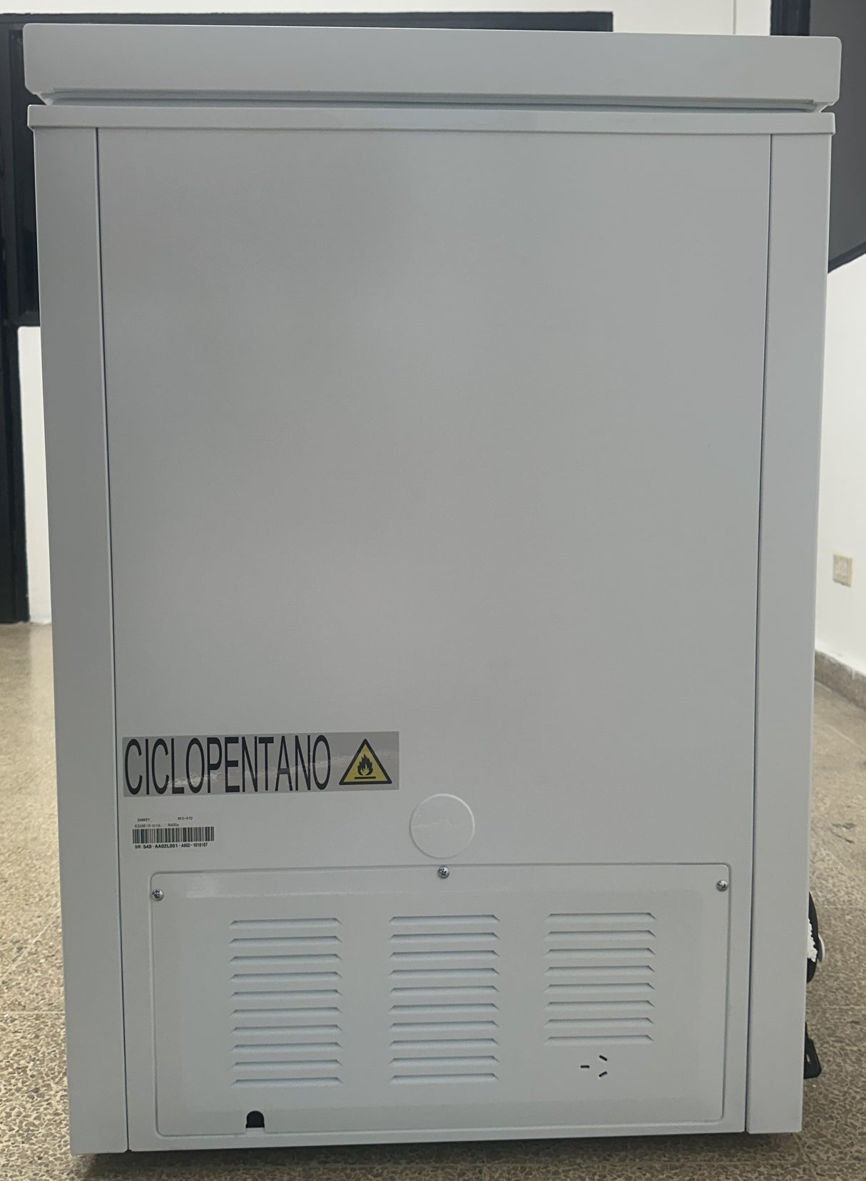 (Outlet) Congelador Horizontal de 8.79p3 | Blanco