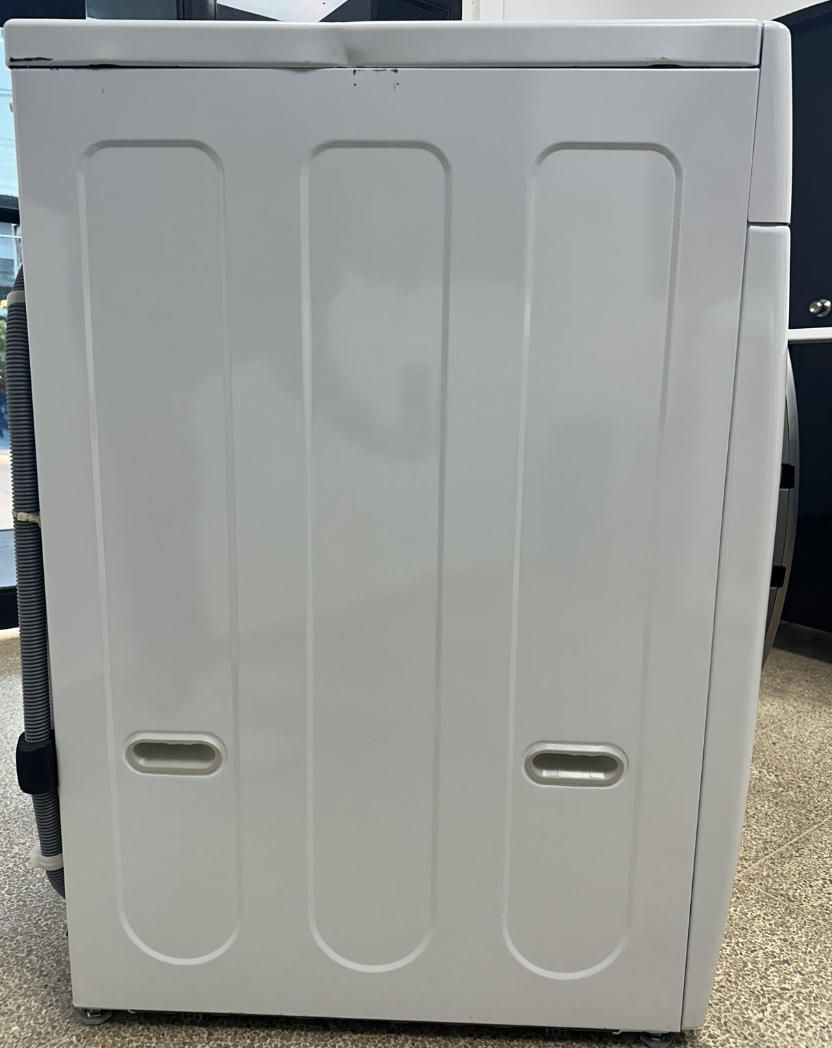 (Outlet) LG Combo Lavadora Automatica Inverter Direct Drive y Secadora a Gas de Carga Frontal | 6 Motion DD | Turbo Wash | 22kg | Blanco