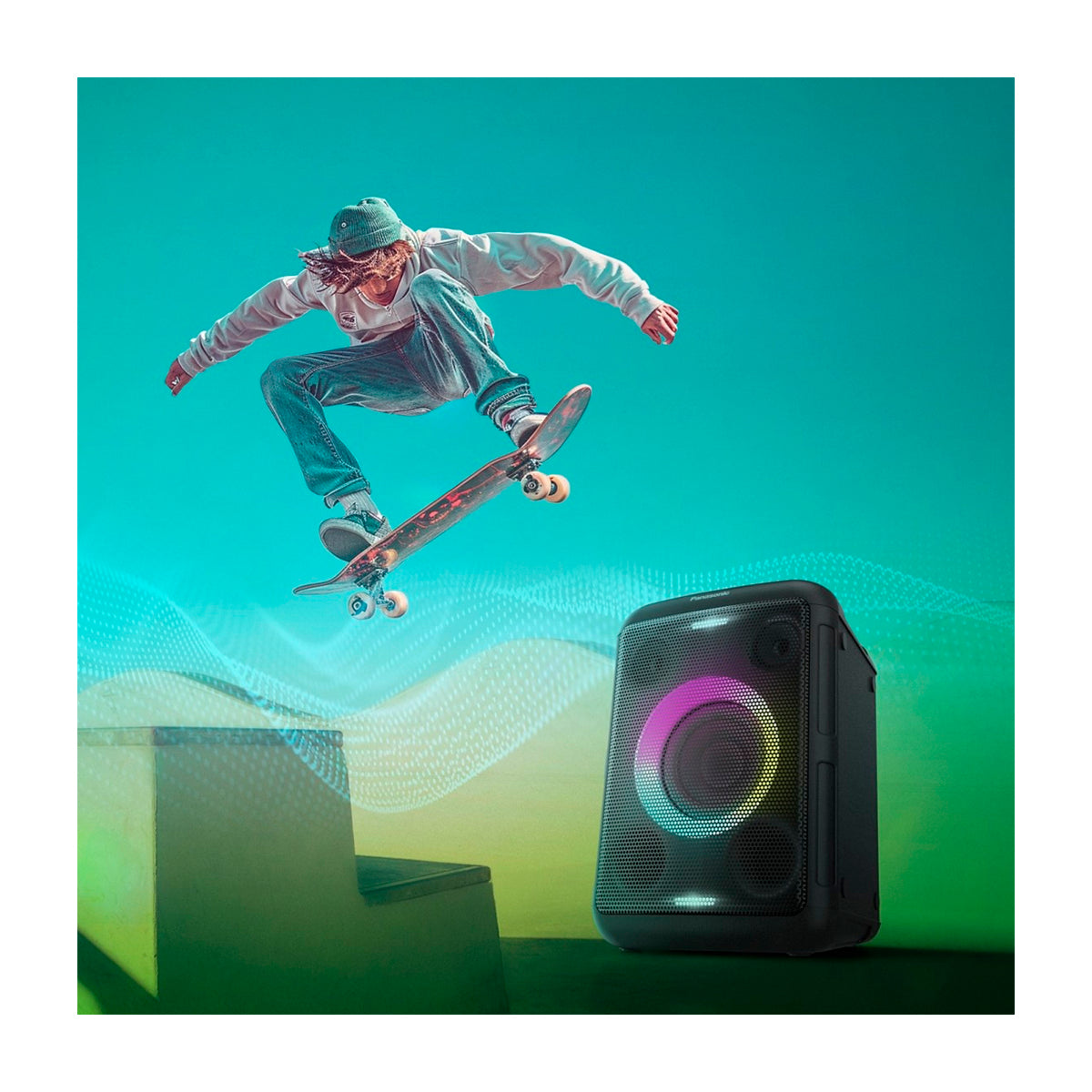 Panasonic Bocina Portátil Bluetooth | Bass Reflex | 9H | Karaoke | Luces LED | Bluetooth | Negro