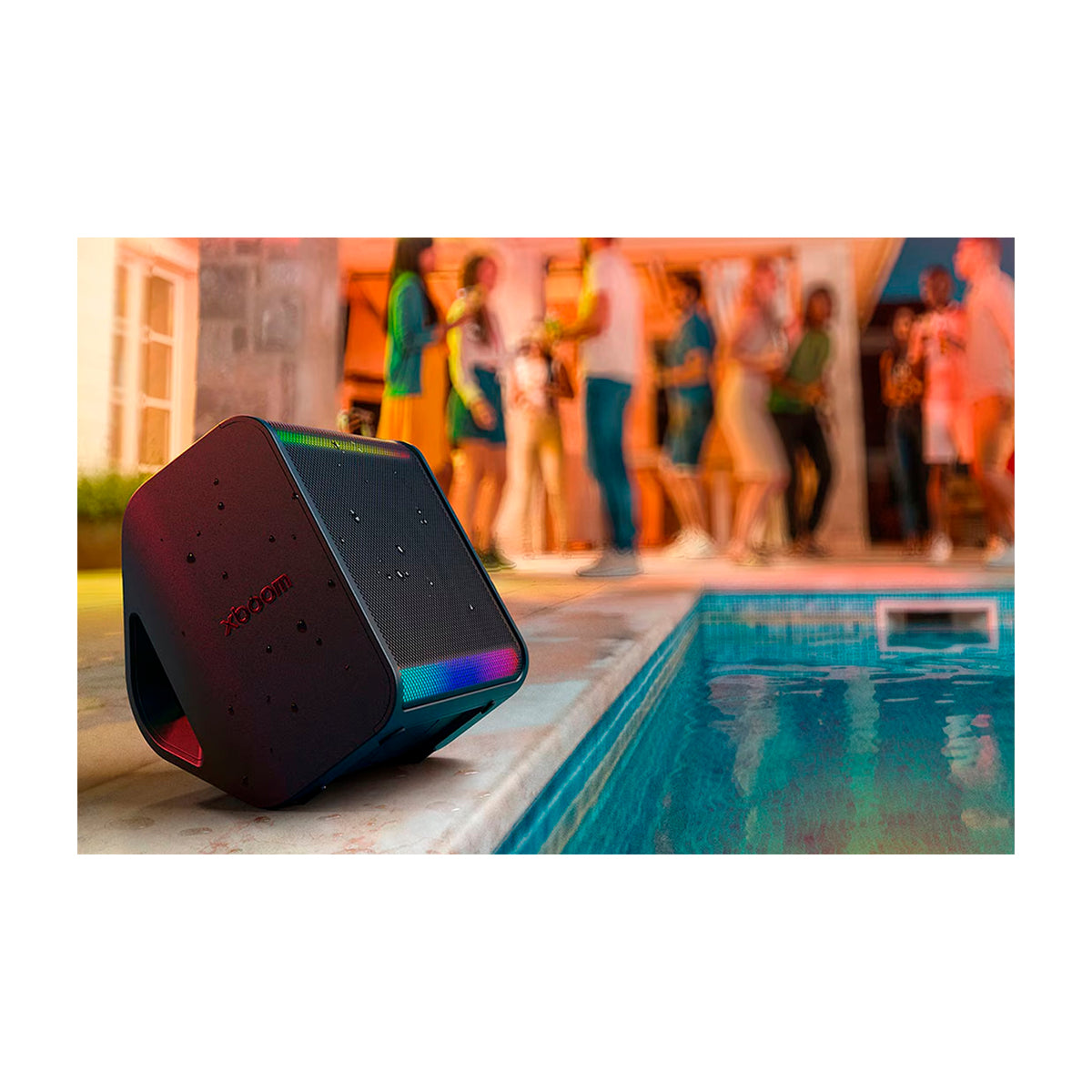 LG XBOOM Stage 301 Bocina Portátil Bluetooth | Auracast | Iluminación | Karaoke | 12H | IPX4 | Negro