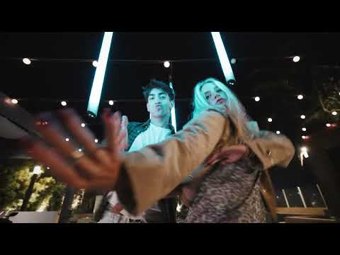 JBL PartyBox 520 Bocina Portátil Bluetooth | AI Sound Boost | Luces | 15H | IPX4 | Negro