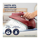 Oster GCSTAC7201 Plancha de Ropa a Vapor | 25% Mas Cobertura | Punta de Precision | Aero Ceramic | Sistema Anti-Calcificación | Rojo
