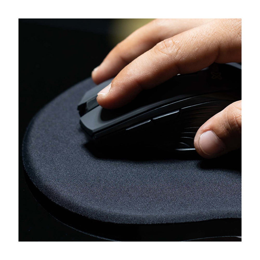 Klip Xtreme Mouse Pad con Soporte de Gel para Muñeca | Gel de Memoria | Antideslizante | Negro