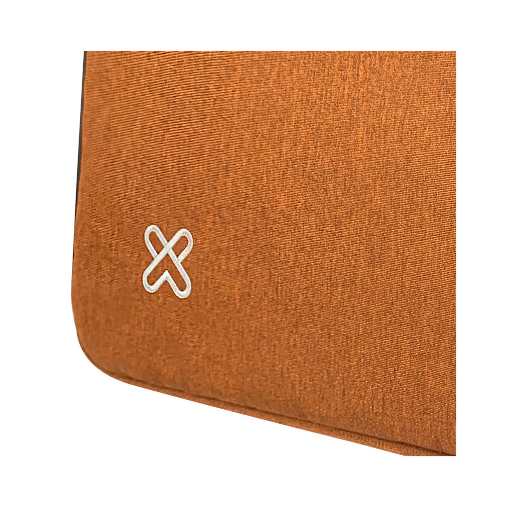 Klip Xtreme Funda con Cremallera para Laptop de hasta 15.6" | Marrón