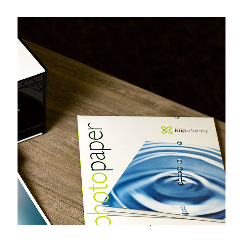 Klip Xtreme Papel Fotográfico Premium 21.59cm x 27.94cm | 20 Hojas